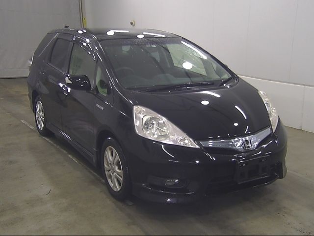 60235 Honda Fit shuttle GP2 2012 г. (Honda Kyushu)